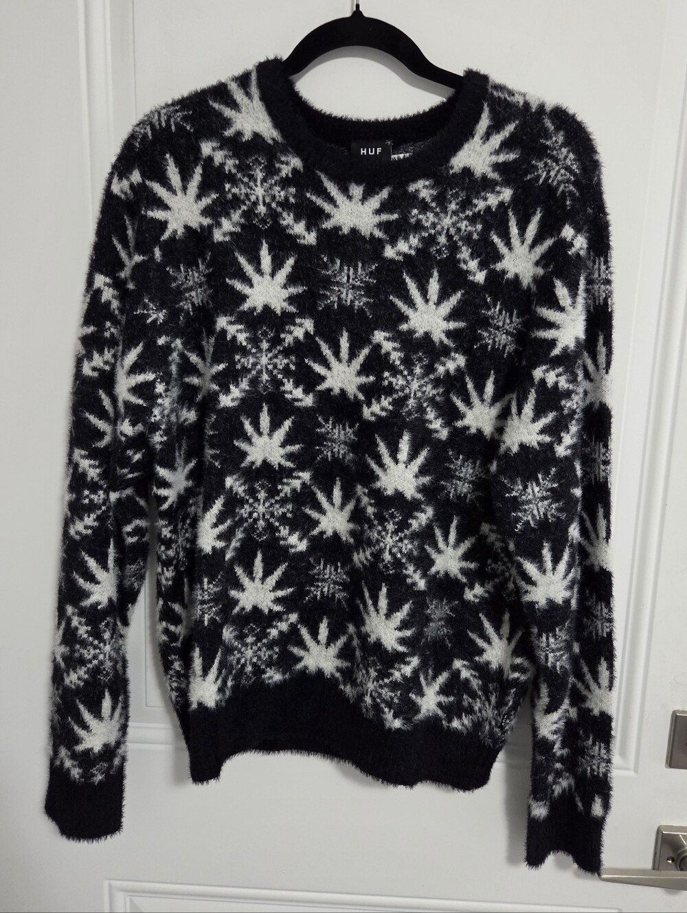 NWT - Huf Unisex Arctic Plantlife Sweater - Men Size S/Women Size M
